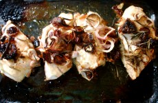 shallot date chicken