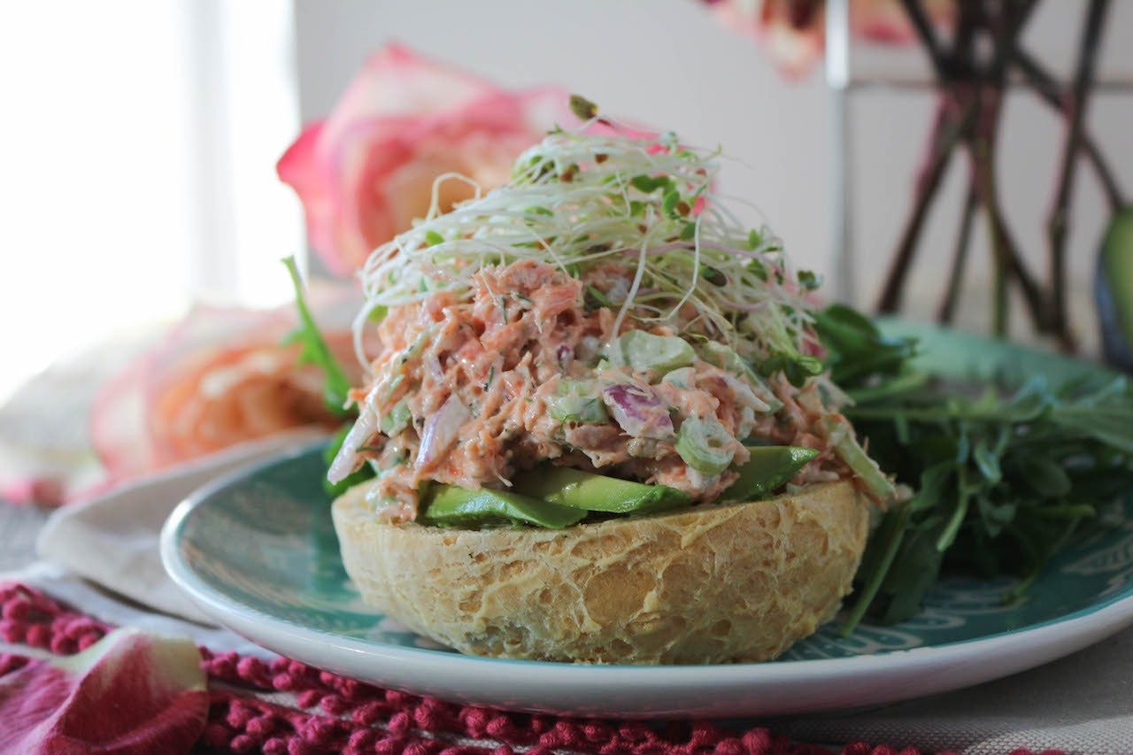 smoked salmon salad sandwich