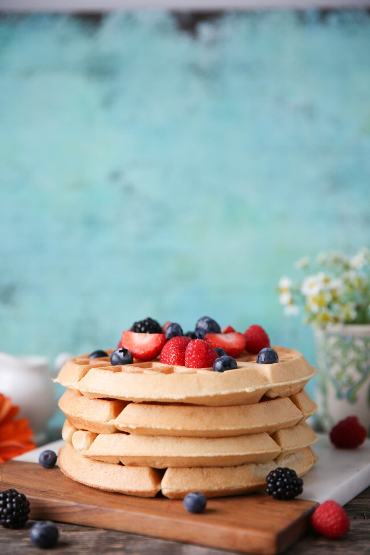Greek Yogurt Fluffy Waffles (+Cooking Video!) PaleOMG
