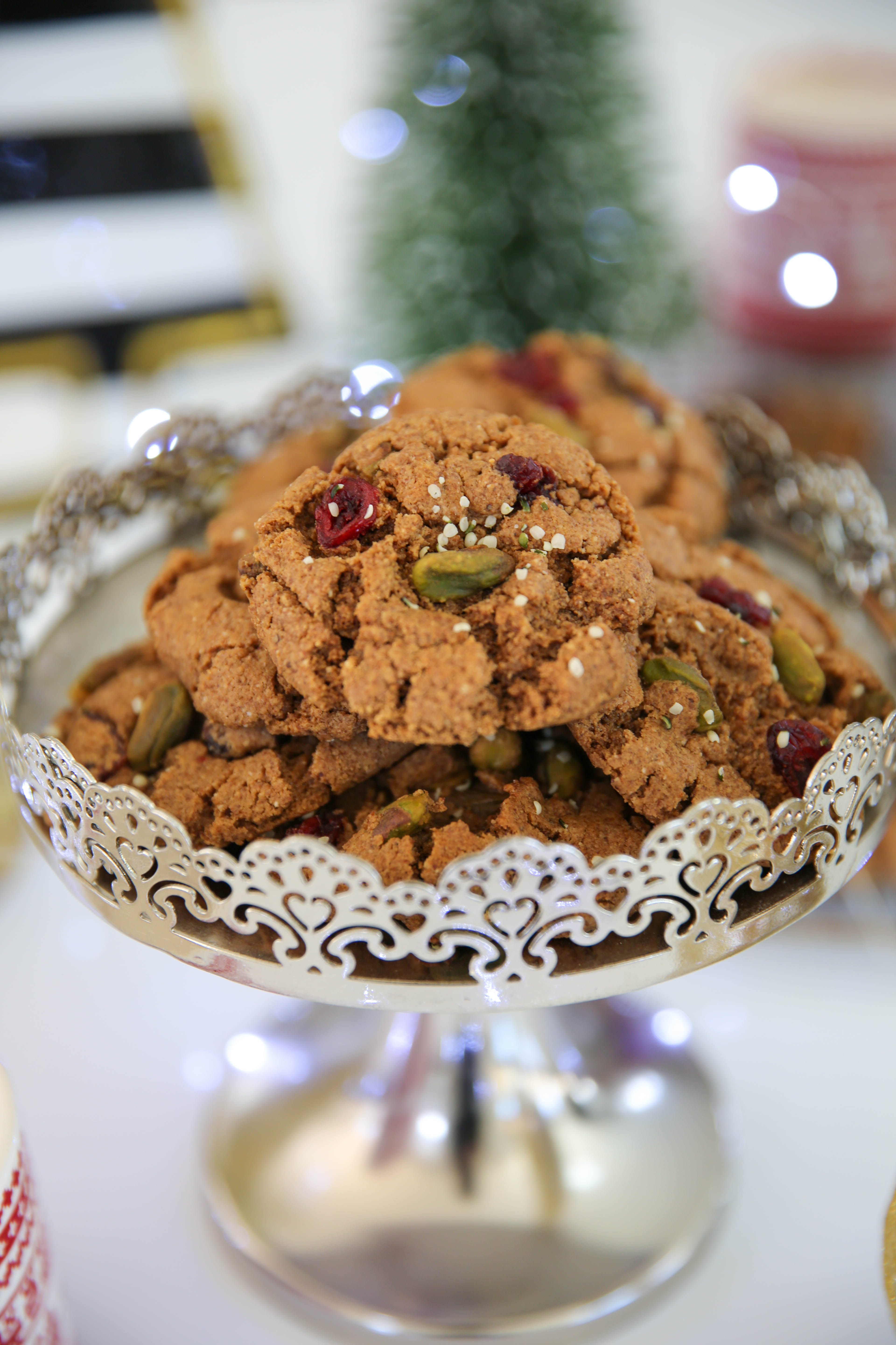 Cranberry Pistachio Christmas Cookies - PaleOMG