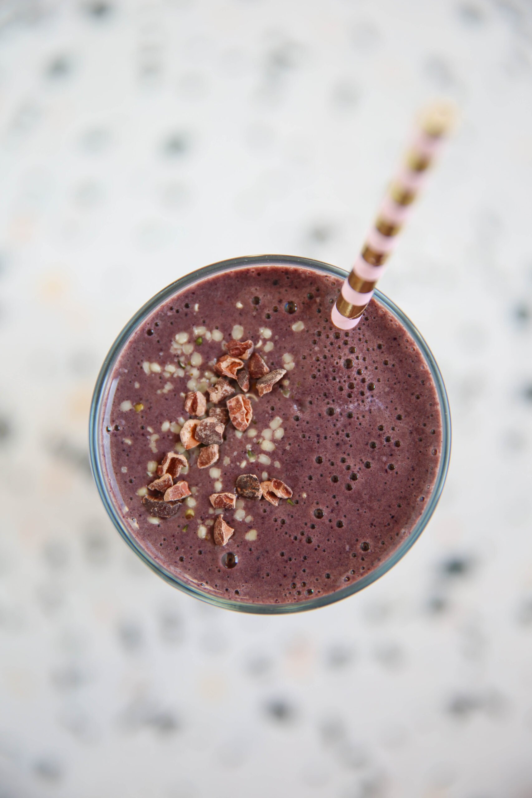 Chocolate Blueberry Protein Smoothie - PaleOMG