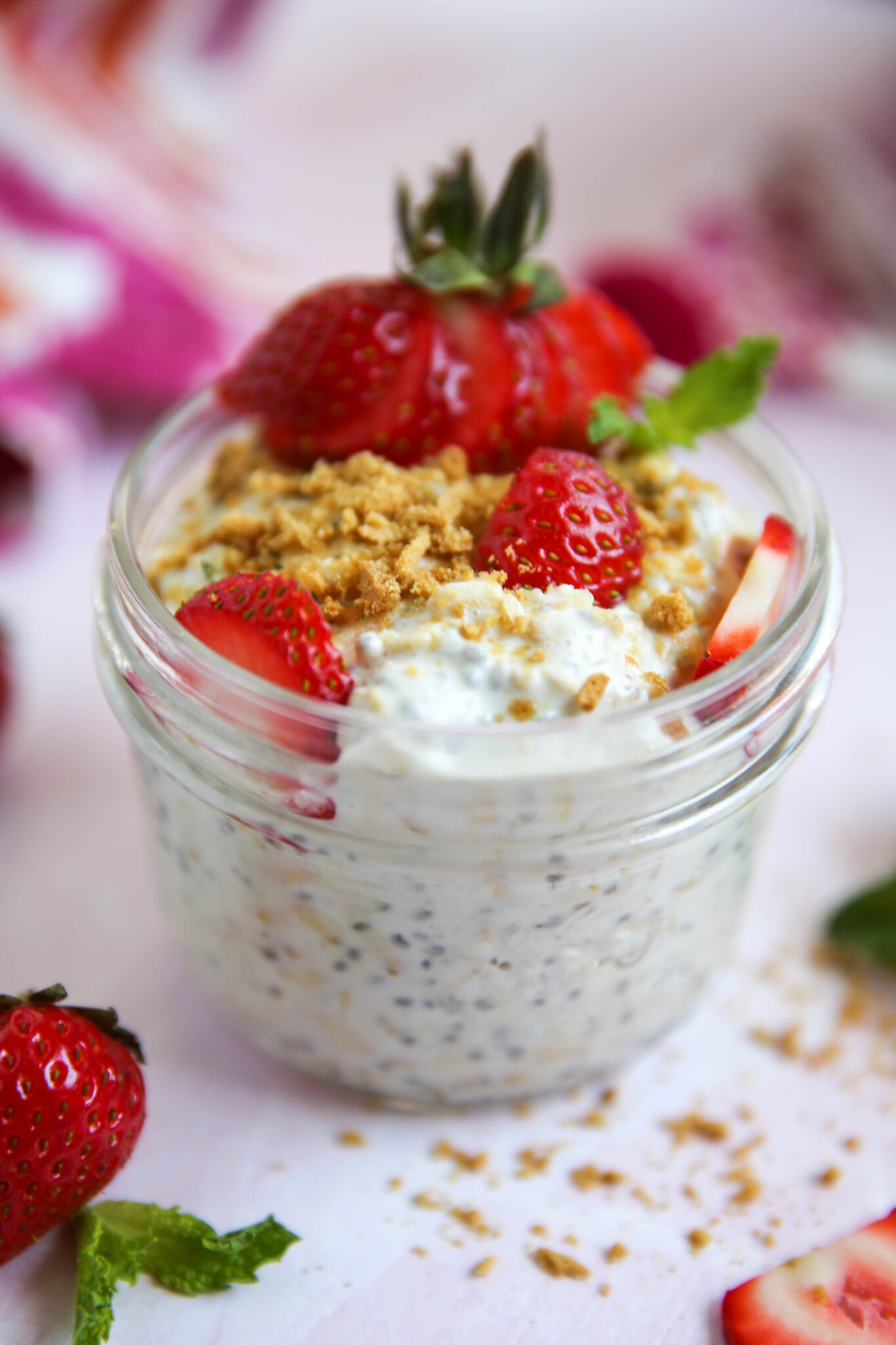 Strawberry Cheesecake Overnight Oats PaleOMG